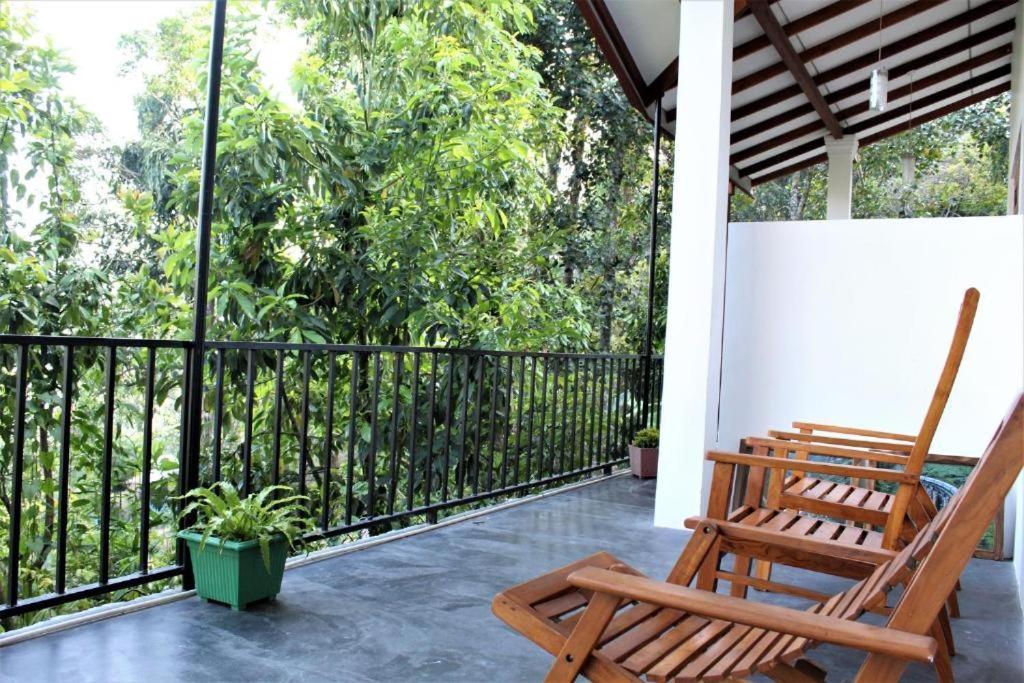 Amado Homestay Ella Exterior photo