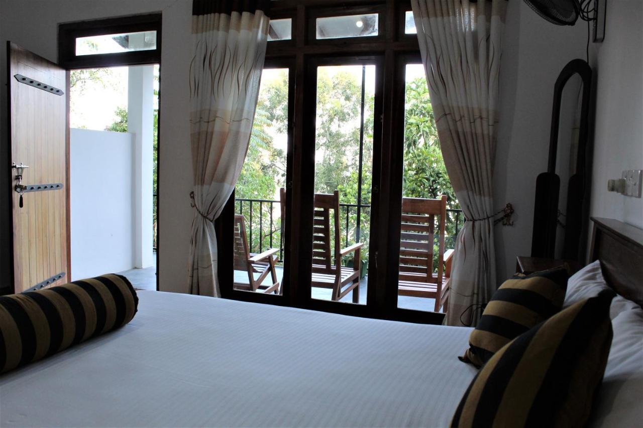 Amado Homestay Ella Exterior photo